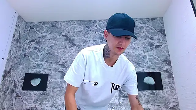 Angel xxx online show from 01/15/26, 11:35