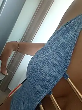 naughty69curls online show from 09/20/25, 12:10