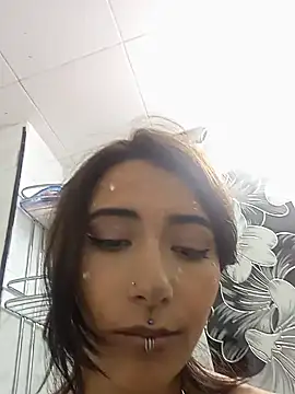 Snapshot of Camilaa1__ chatting on 12/24/24, 03:37 Camilaa1 online show from 12/24/24, 03:37