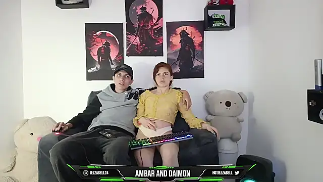 Snapshot of Ambar_and_daimon_ chatting on 02/02/25, 09:18 Ambar and daimon online show from 02/02/25, 09:18