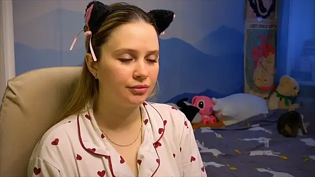 IlonaMurf online show from 12/15/25, 07:25