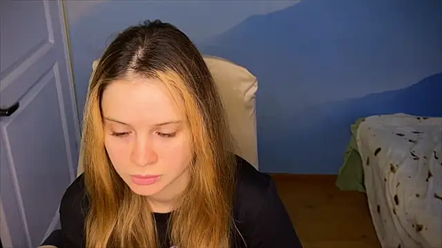 Snapshot of IlonaMurf chatting on 09/12/25, 06:13 IlonaMurf online show from 09/12/25, 06:13