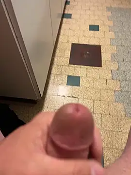 mikiss789 online show from 10/29/25, 04:33