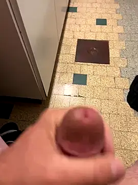 mikiss789 online show from 11/08/25, 03:43