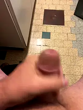 mikiss789 online show from 11/05/25, 03:42