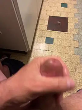 mikiss789 online show from 04/15/26, 04:07