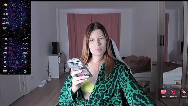 Snapshot of Agnes_Allenn chatting on 01/18/25, 08:20 Agnes Allenn online show from 01/18/25, 08:20