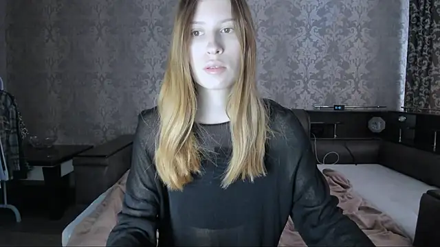 Snapshot of Agnes_Allenn chatting on 09/10/25, 10:14 Agnes Allenn online show from 09/10/25, 10:14