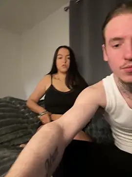 Snapshot of shelovesc chatting on 01/18/25, 10:17 shelovesc online show from 01/18/25, 10:17