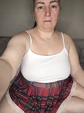 HairyVicky online show from 12/14/25, 10:04