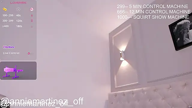 Snapshot of anniemartinezz chatting on 03/02/25, 06:35 anniemartinezz online show from 03/02/25, 06:35