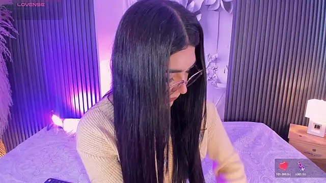 Snapshot of RoseCassie chatting on 06/23/26, 01:53 RoseCassie online show from 06/23/26, 01:53