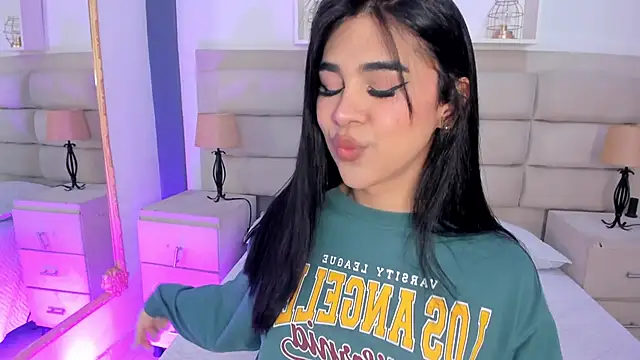 RoseCassie online show from 09/29/25, 01:28