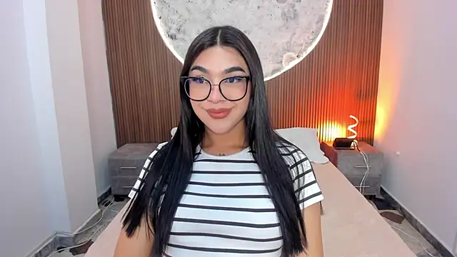 RoseCassie online show from 03/04/26, 01:41