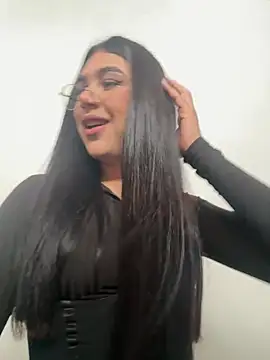 Snapshot of RoseCassie chatting on 07/01/26, 01:11 RoseCassie online show from 07/01/26, 01:11
