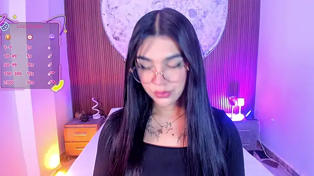 Snapshot of RoseCassie chatting on 06/10/26, 01:34 RoseCassie online show from 06/10/26, 01:34