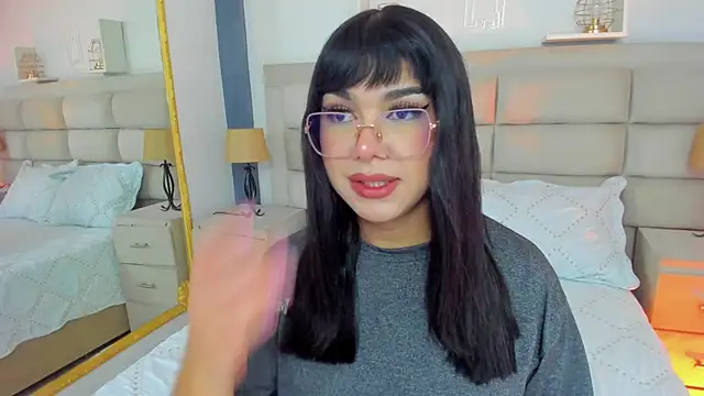 RoseCassie online show from 03/21/25, 01:01