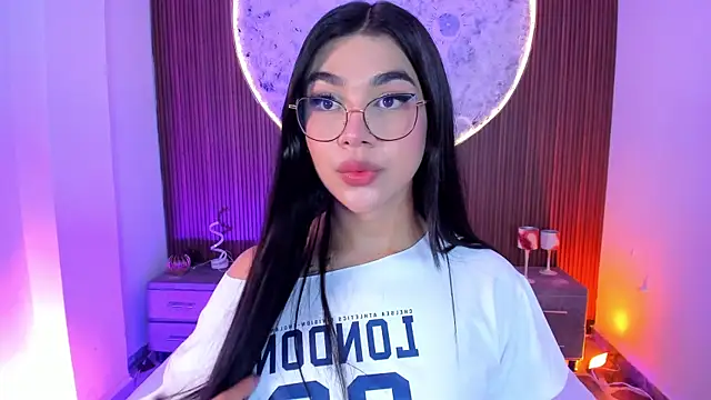 RoseCassie online show from 05/28/26, 02:01