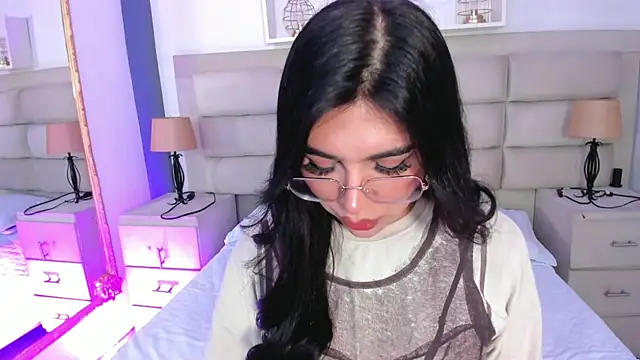 RoseCassie online show from 09/17/25, 01:46