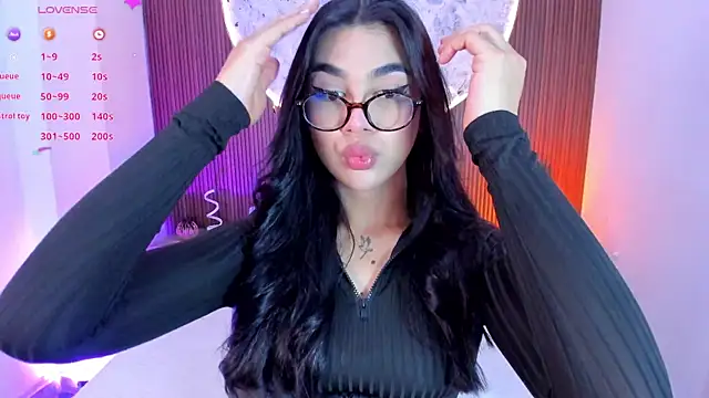 Snapshot of RoseCassie chatting on 06/06/26, 01:49 RoseCassie online show from 06/06/26, 01:49