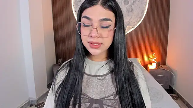 RoseCassie online show from 02/11/26, 02:06