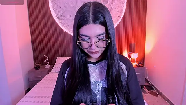 Snapshot of RoseCassie chatting on 06/19/26, 01:50 RoseCassie online show from 06/19/26, 01:50