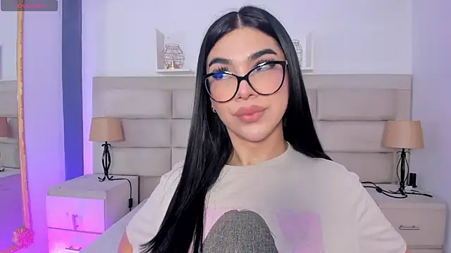 RoseCassie online show from 10/05/25, 01:02