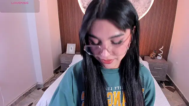 RoseCassie online show from 01/10/26, 01:39