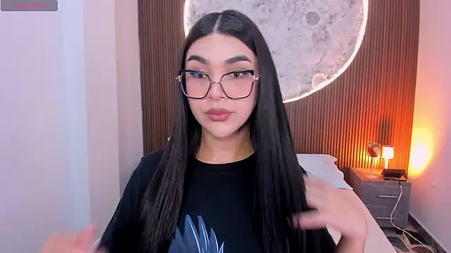 RoseCassie online show from 05/05/26, 01:25