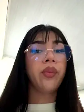 RoseCassie online show from 11/08/25, 01:03