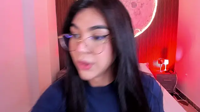 RoseCassie online show from 05/10/26, 02:30