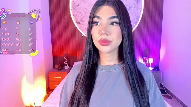 Snapshot of RoseCassie chatting on 06/11/26, 01:41 RoseCassie online show from 06/11/26, 01:41