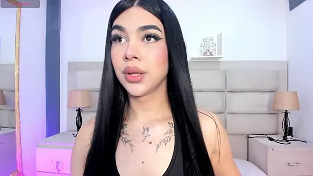 RoseCassie online show from 10/04/25, 01:12