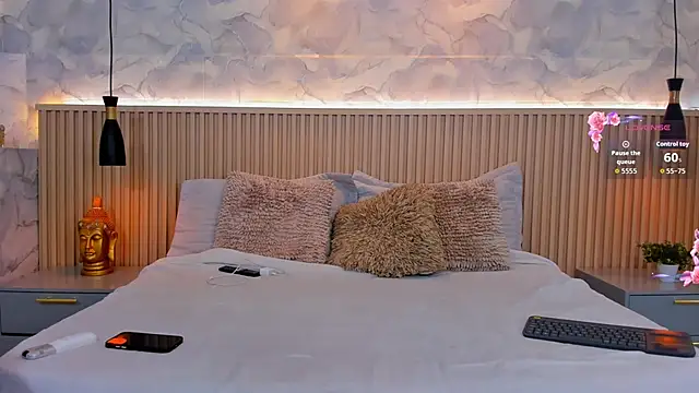 AinaraJimenez online show from 10/16/25, 08:06