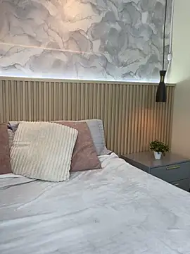 AinaraJimenez online show from 12/02/25, 06:31