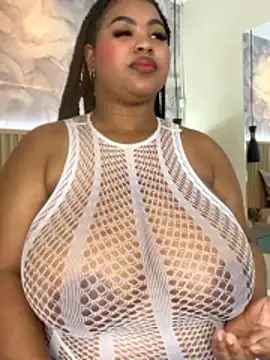 AinaraJimenez online show from 04/21/26, 08:26