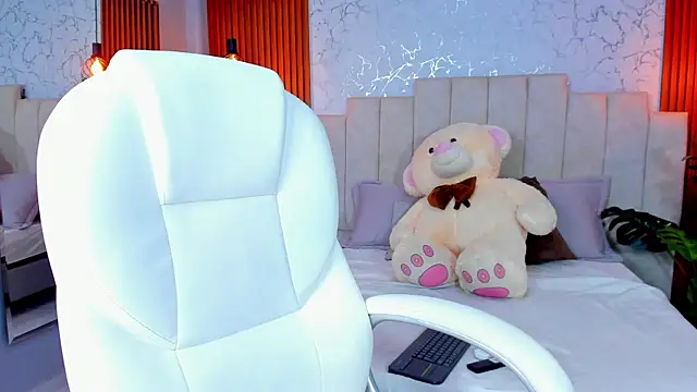 AinaraJimenez online show from 10/11/25, 07:31