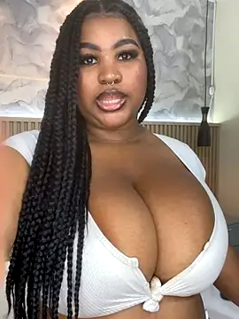 AinaraJimenez online show from 11/05/25, 06:55