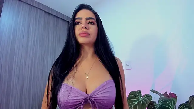 Sara Leblanc online show from 11/20/25, 01:01