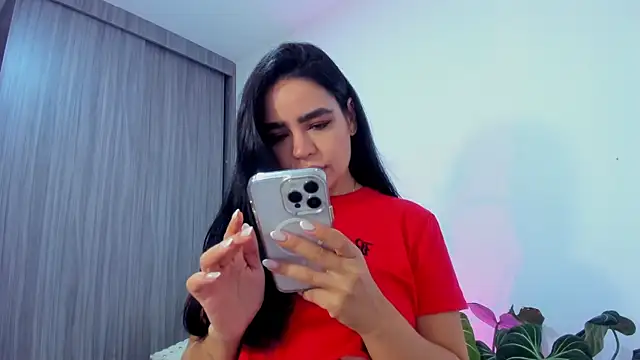 Sara Leblanc online show from 10/17/25, 02:19