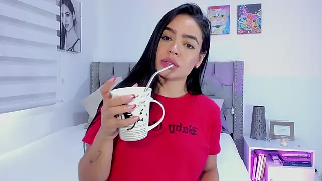 Sara Leblanc online show from 02/11/25, 03:29