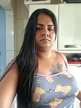 ppatriciarabello online show from 12/03/25, 02:16