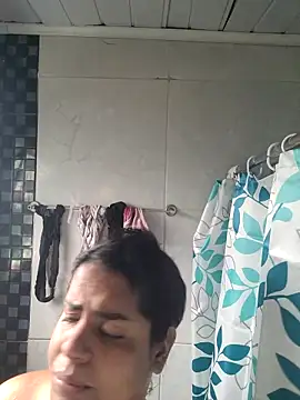 ppatriciarabello online show from 10/28/25, 05:56