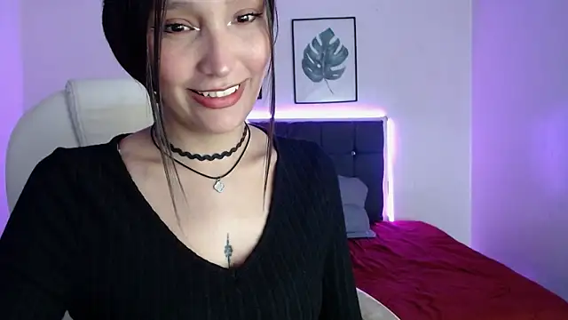 mia collens online show from 09/26/25, 03:35