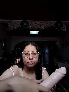 Snapshot of valentina568 chatting on 10/19/25, 07:38 valentina568 online show from 10/19/25, 07:38