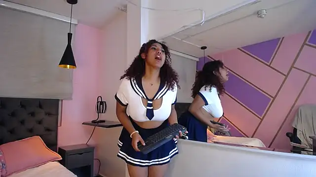 lauraltt online show from 02/24/25, 02:51