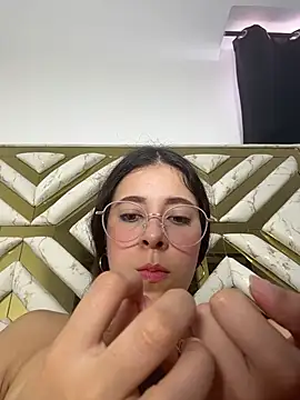 Snapshot of evaFiore chatting on 07/12/26, 07:15 evaFiore online show from 07/12/26, 07:15
