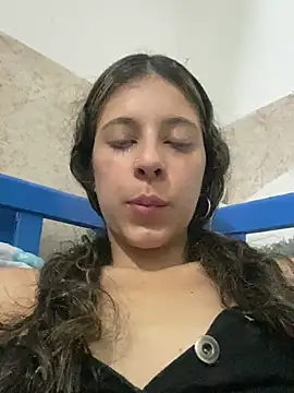 evaFiore online show from 03/22/25, 03:41