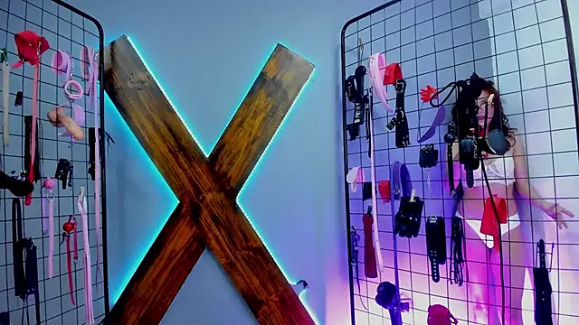 Snapshot of MrAlexia_Queen_BDSM chatting on 03/13/25, 07:50 MrAlexia Queen BDSM online show from 03/13/25, 07:50