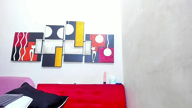 Mariana 16  online show from 03/22/25, 11:31